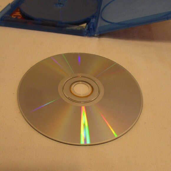 Disney 3D Diamond Edition Lion King 4 Disc Graphic Blu Ray Movie Set - Picture 11 of 11